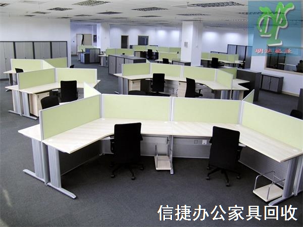 西城办公桌回收，西城办公工位回收，旧家具回收